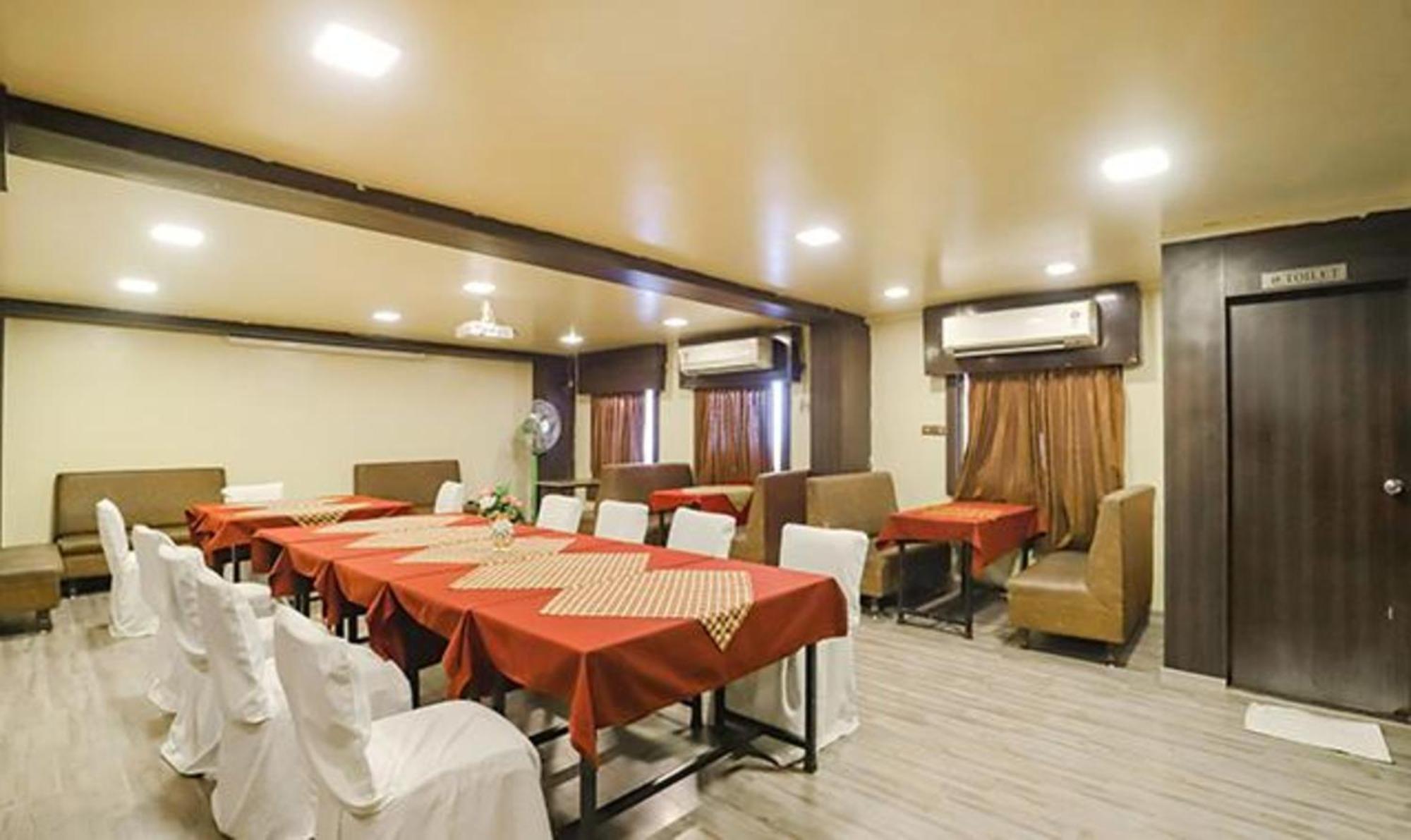 Fabhotel Parashar Nagpur Buitenkant foto